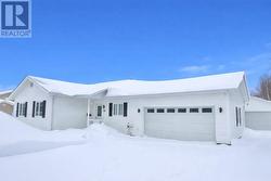 40 Thomas Street  Grand Falls-Windsor, NL A2A 2V6