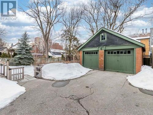 32 Wellington Street E, Brampton, ON - Outdoor