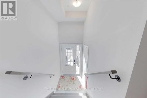 588 Rapids Lane, Mississauga, ON - Indoor