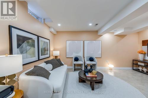 439 Bluesky Crescent, Mississauga, ON - Indoor Photo Showing Other Room