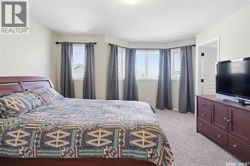 1018 Rempel Way, Saskatoon, SK - Indoor Photo Showing Bedroom