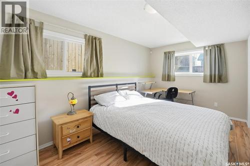 1018 Rempel Way, Saskatoon, SK - Indoor Photo Showing Bedroom