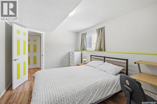 1018 Rempel Way, Saskatoon, SK - Indoor Photo Showing Bedroom