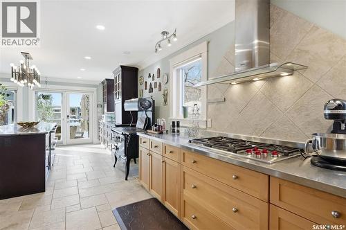 1210 Elliott Street, Saskatoon, SK - Indoor Photo Showing Kitchen With Upgraded Kitchen