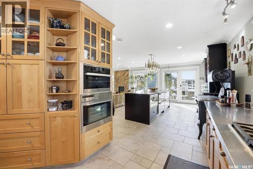 1210 Elliott Street, Saskatoon, SK - Indoor