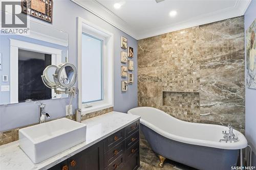 1210 Elliott Street, Saskatoon, SK - Indoor Photo Showing Bathroom