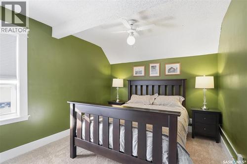 1210 Elliott Street, Saskatoon, SK - Indoor Photo Showing Bedroom