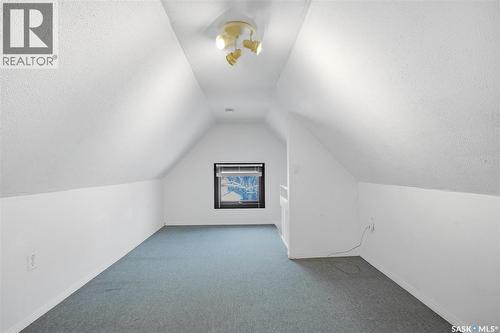1210 Elliott Street, Saskatoon, SK - Indoor Photo Showing Other Room