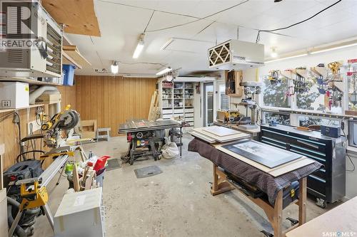 1210 Elliott Street, Saskatoon, SK - Indoor