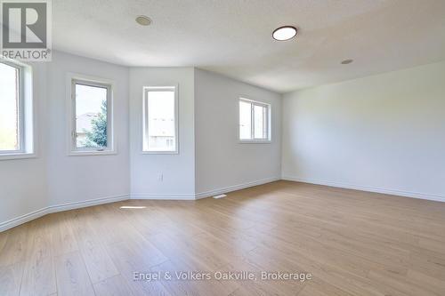3933 Coachman Circle, Mississauga (Churchill Meadows), ON - Indoor Photo Showing Other Room