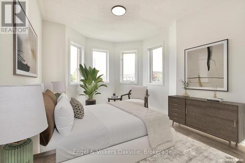 3933 Coachman Circle, Mississauga (Churchill Meadows), ON - Indoor Photo Showing Bedroom