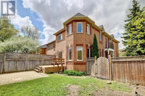 3933 Coachman Circle, Mississauga (Churchill Meadows), ON - Outdoor With Deck Patio Veranda