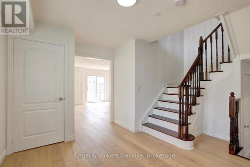 3933 Coachman Circle, Mississauga (Churchill Meadows), ON - Indoor Photo Showing Other Room