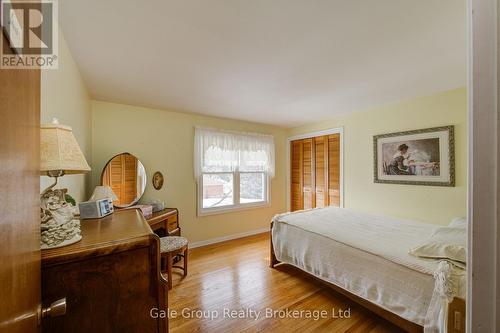 739 Pavey Street, Woodstock (Woodstock - South), ON - Indoor Photo Showing Bedroom