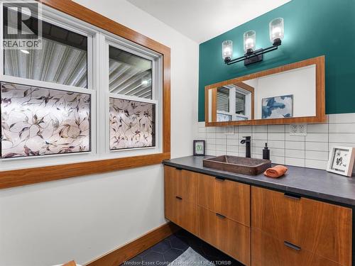 1875 Lansing, Windsor, ON - Indoor