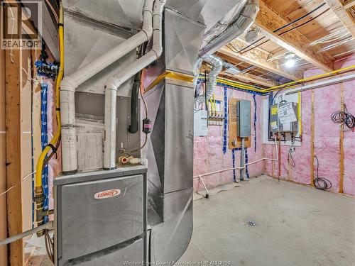 602 Hacket Road, Amherstburg, ON - Indoor Photo Showing Basement