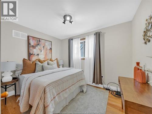 2052 Balfour Boulevard, Windsor, ON - Indoor Photo Showing Bedroom