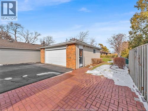 2052 Balfour Boulevard, Windsor, ON - Outdoor