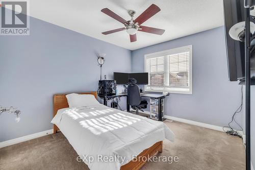 115 Holloway Terrace, Milton (Sc Scott), ON - Indoor Photo Showing Bedroom