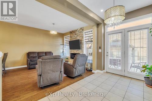 115 Holloway Terrace, Milton (Sc Scott), ON - Indoor