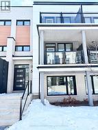 5 - 92 HUGUENOT ROAD  Oakville, ON L6H 0X4