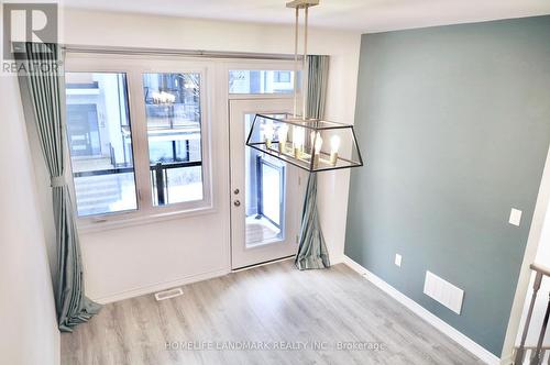 5 - 92 Huguenot Road, Oakville, ON - Indoor Photo Showing Other Room