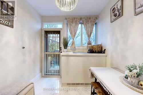 127 - 8351 Mclaughlin Road, Brampton, ON - Indoor Photo Showing Other Room