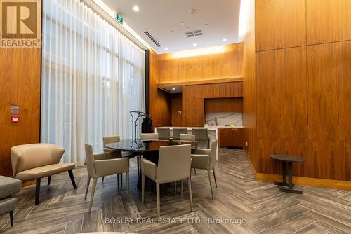 501 - 8 Ann Street, Mississauga, ON - Indoor