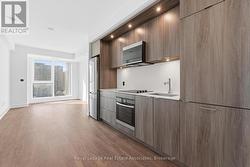 1006 - 25 CORDOVA AVENUE  Toronto, ON M9A 0E5