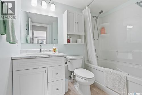 202 921 Main Street E, Saskatoon, SK - Indoor Photo Showing Bathroom