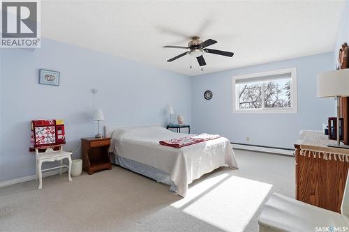 202 921 Main Street E, Saskatoon, SK - Indoor Photo Showing Bedroom