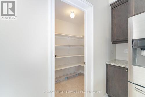 37 Pace Avenue, Brantford, ON - Indoor