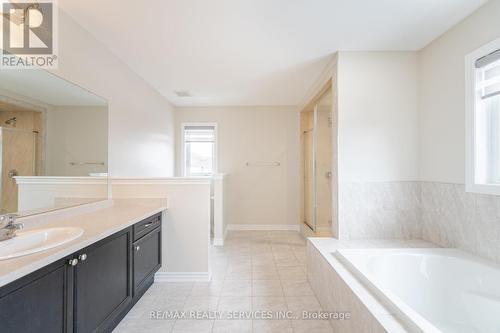 37 Pace Avenue, Brantford, ON - Indoor Photo Showing Bathroom