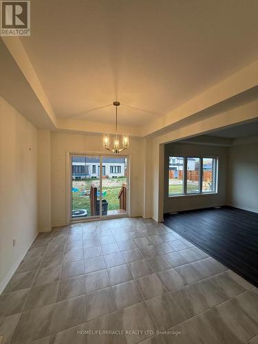 72 Samuel Avenue, Pelham, ON - Indoor Photo Showing Other Room