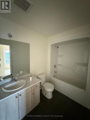 72 Samuel Avenue, Pelham, ON - Indoor Photo Showing Bathroom