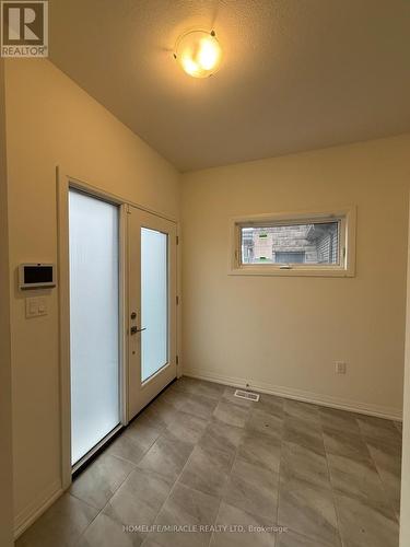 72 Samuel Avenue, Pelham, ON - Indoor Photo Showing Other Room