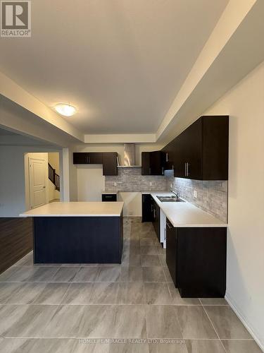 72 Samuel Avenue, Pelham, ON - Indoor Photo Showing Kitchen