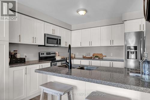 120 Elmer Adams Drive, Clarington (Courtice), ON - Indoor Photo Showing Kitchen With Stainless Steel Kitchen With Upgraded Kitchen