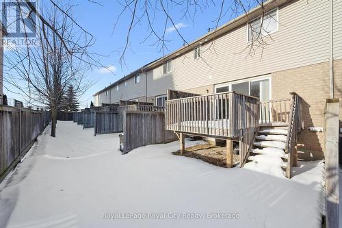 6 - 361 Arkell Road, Guelph (Pineridge/Westminster Woods), ON - Outdoor