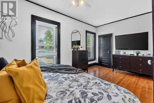 69 Peel Street, Kawartha Lakes (Lindsay), ON - Indoor Photo Showing Bedroom