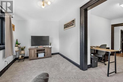 69 Peel Street, Kawartha Lakes (Lindsay), ON - Indoor