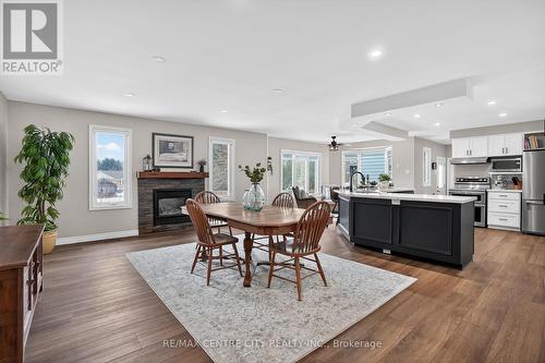 92 Mill Street, Middlesex Centre (Ilderton), ON - Indoor With Fireplace