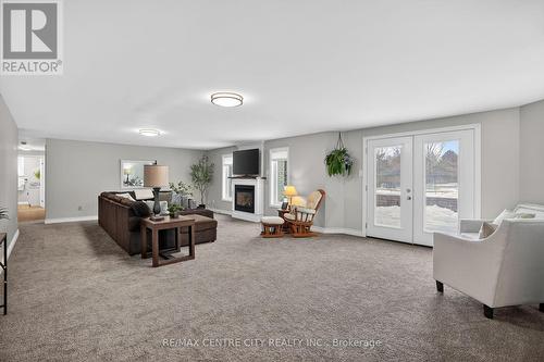 92 Mill Street, Middlesex Centre (Ilderton), ON - Indoor