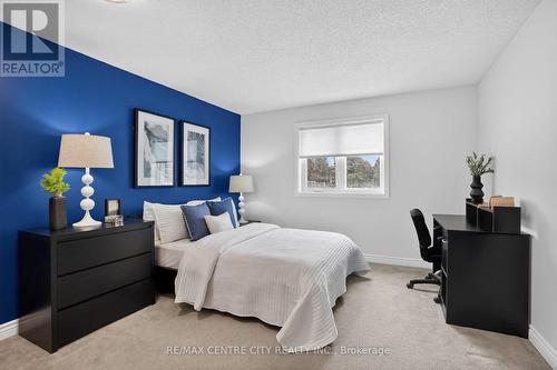 92 Mill Street, Middlesex Centre (Ilderton), ON - Indoor Photo Showing Bedroom