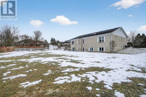 92 Mill Street, Middlesex Centre (Ilderton), ON - Outdoor