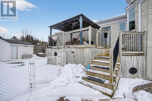 92 Mill Street, Middlesex Centre (Ilderton), ON - Outdoor With Exterior