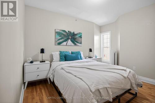 60 Cobourg Street, Ottawa, ON - Indoor Photo Showing Bedroom