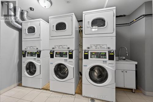 60 Cobourg Street, Ottawa, ON - Indoor Photo Showing Laundry Room
