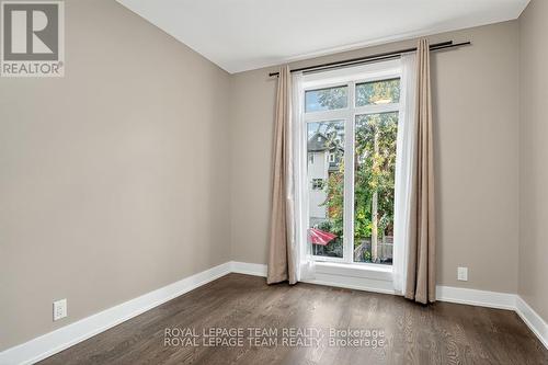 16 First Avenue, Ottawa, ON - Indoor Photo Showing Other Room