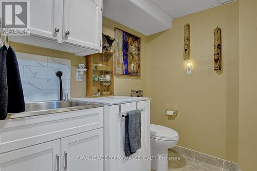 6255 Fortune Drive, Ottawa, ON - Indoor Photo Showing Bathroom